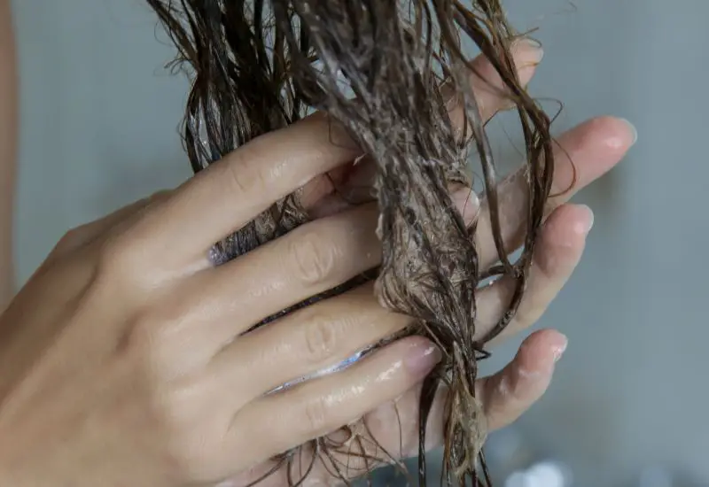 Applying Hair Conditioner